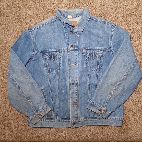 LEVI'S Men’s Trucker  Denim Jean Light Blue Jacket Size XXL Distressed  Grunge - Picture 2 of 10